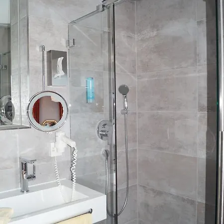 Strand-cafe * メーアスブルク