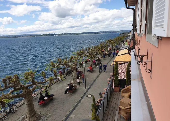 Szálloda Strand-cafe *