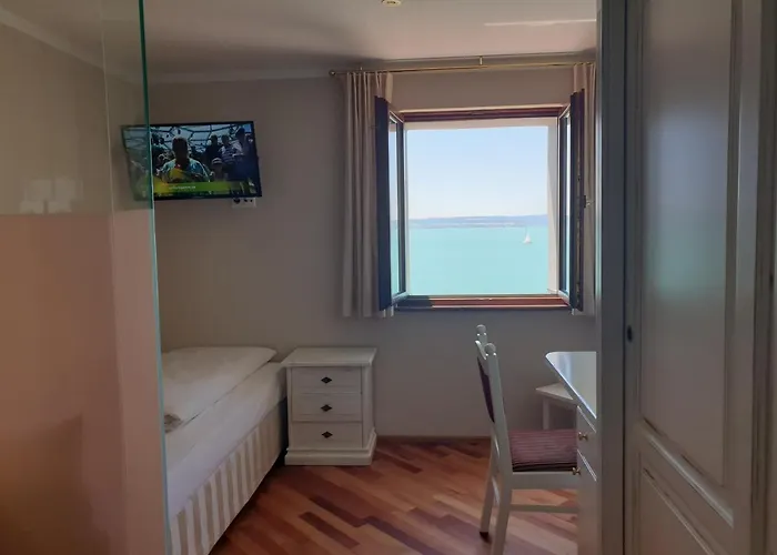 Strand-cafe * Meersburg