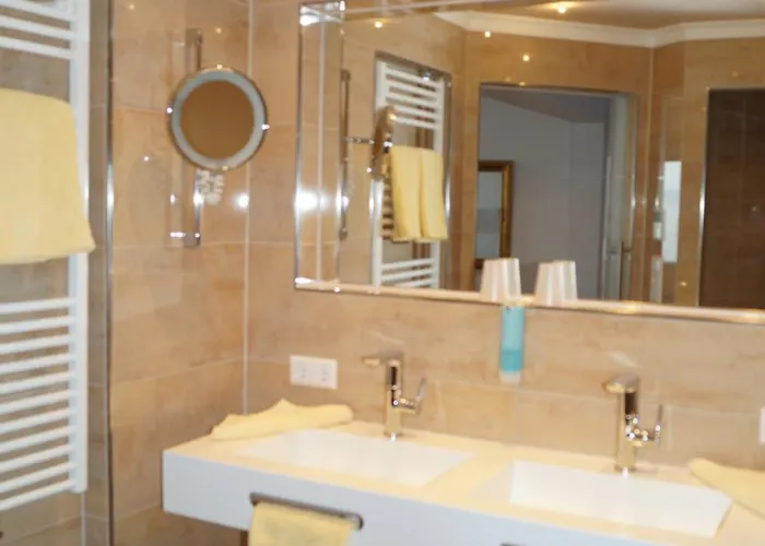 Szálloda Strand-cafe *