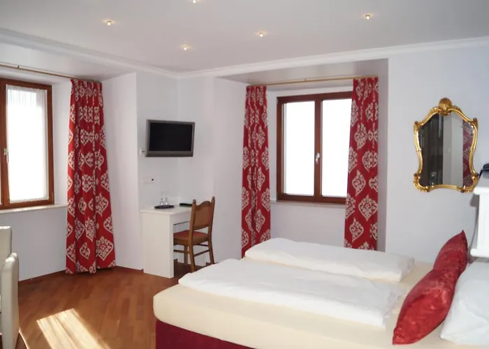 Strand-cafe Szálloda *